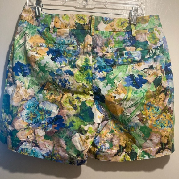Lands End shorts - Picture 2 of 3